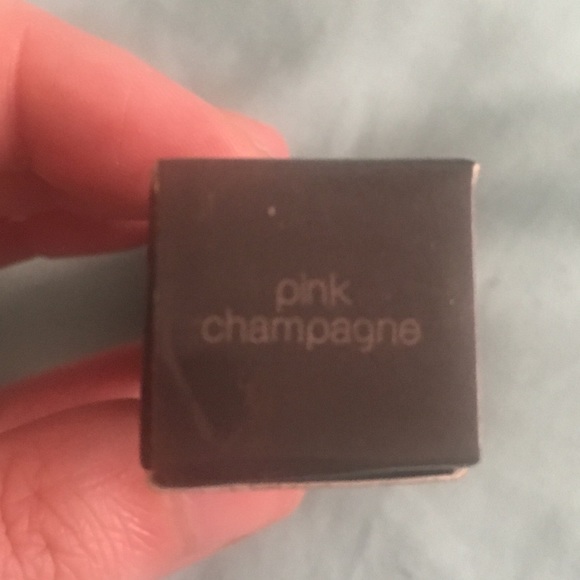 Bang Beauty Lip Gloss - Picture 2 of 3